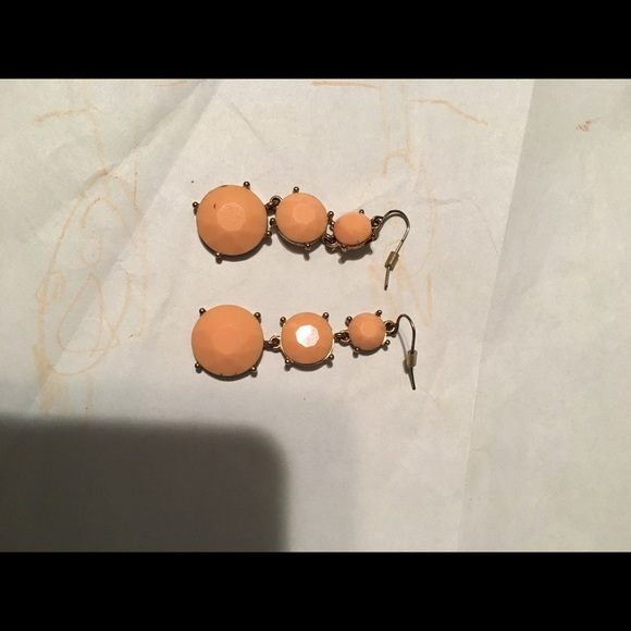 Earrings - Picture 3 of 8